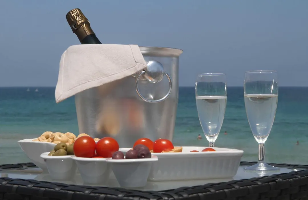 Beauty Beach Villa-1